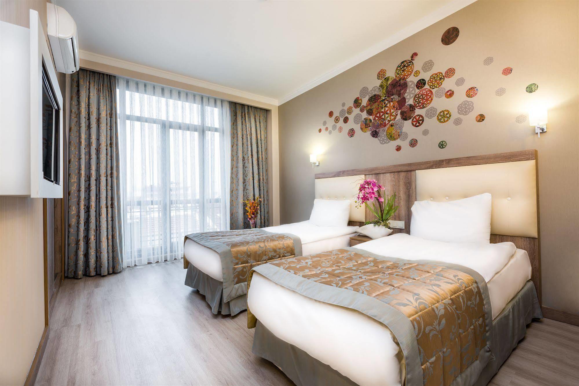 Fatih Hotel Corner Istanboel Buitenkant foto