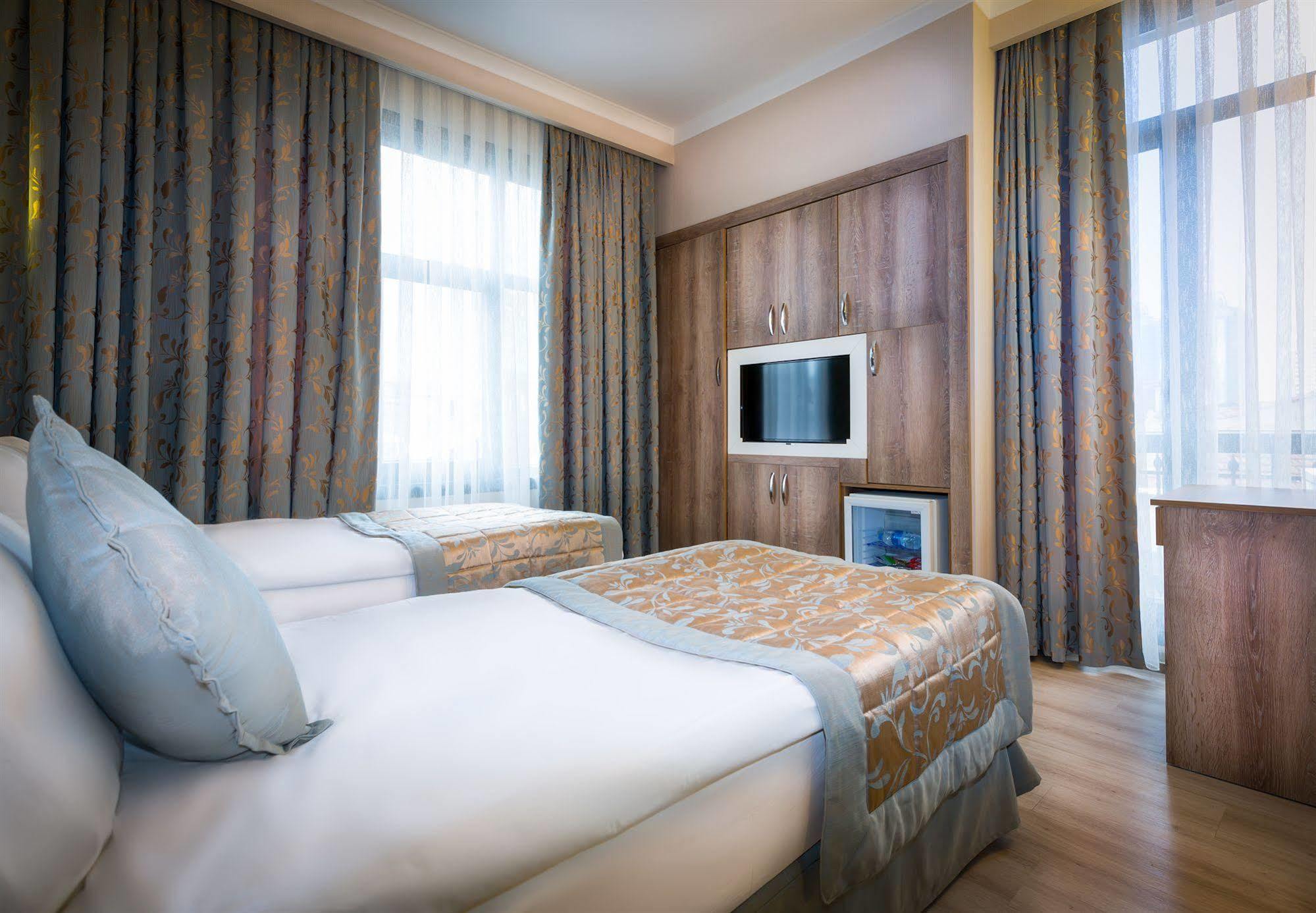 Fatih Hotel Corner Istanboel Buitenkant foto